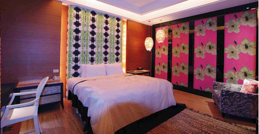 Li Hsin Motel Tchaj-čung Exteriér fotografie