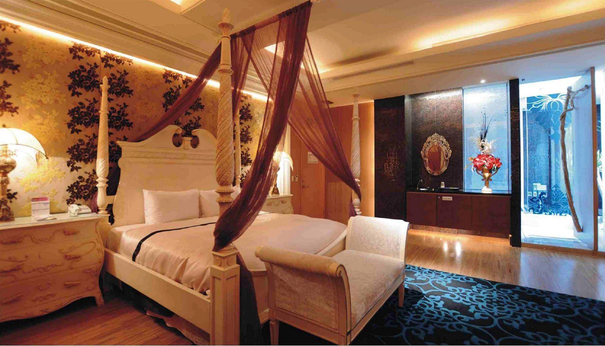 Li Hsin Motel Tchaj-čung Exteriér fotografie