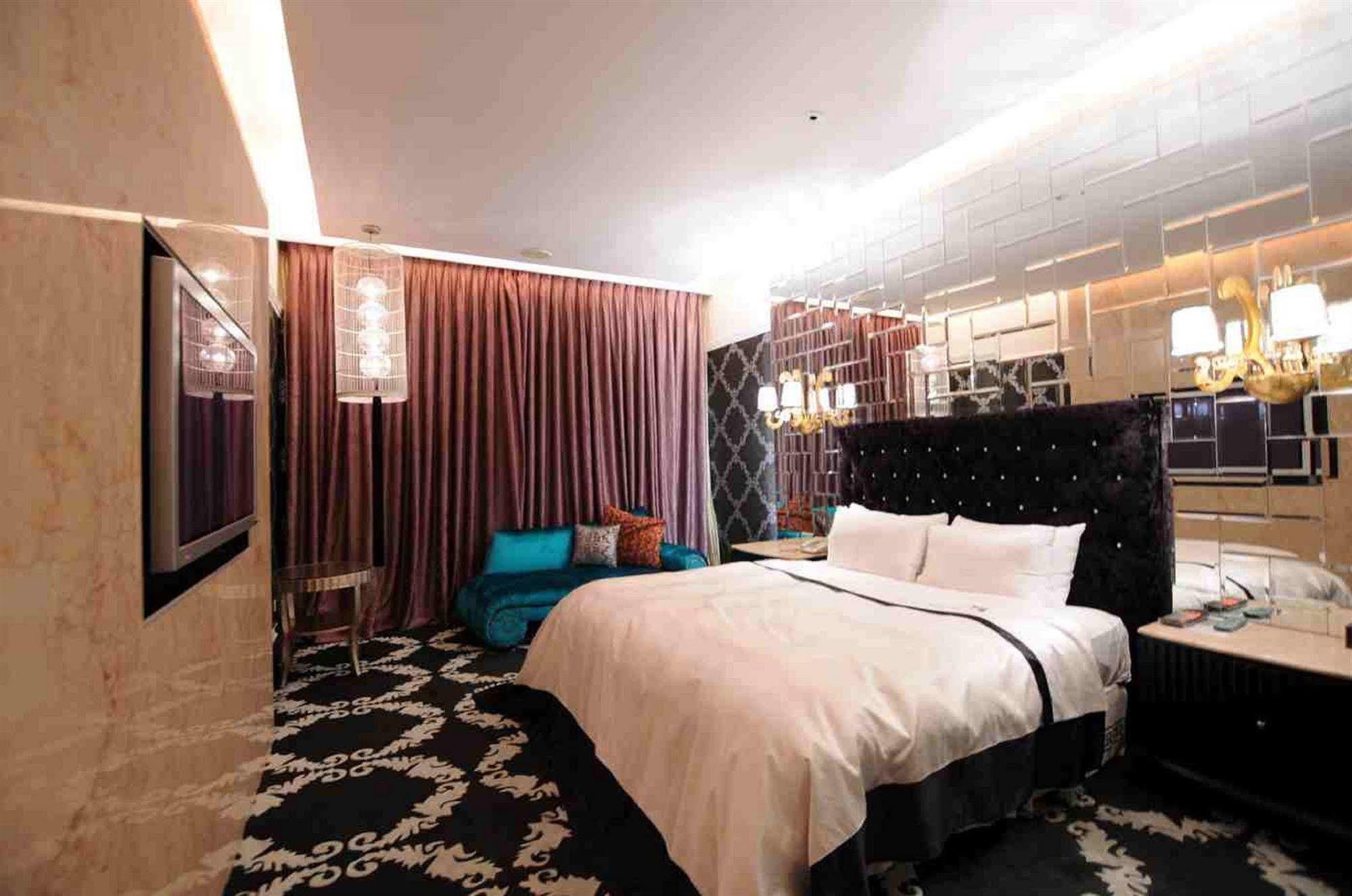 Li Hsin Motel Tchaj-čung Exteriér fotografie